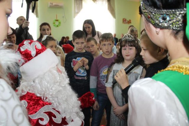21 декабря, в преддверии новогодних праздников, в ДК Архангельского сельского поселения состоялась елка для детей с ограниченными возможностями здоровья
